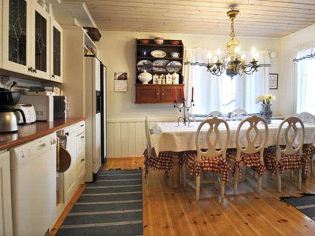 Villa Loevkulla With Sauna Лёпарё Номер фото