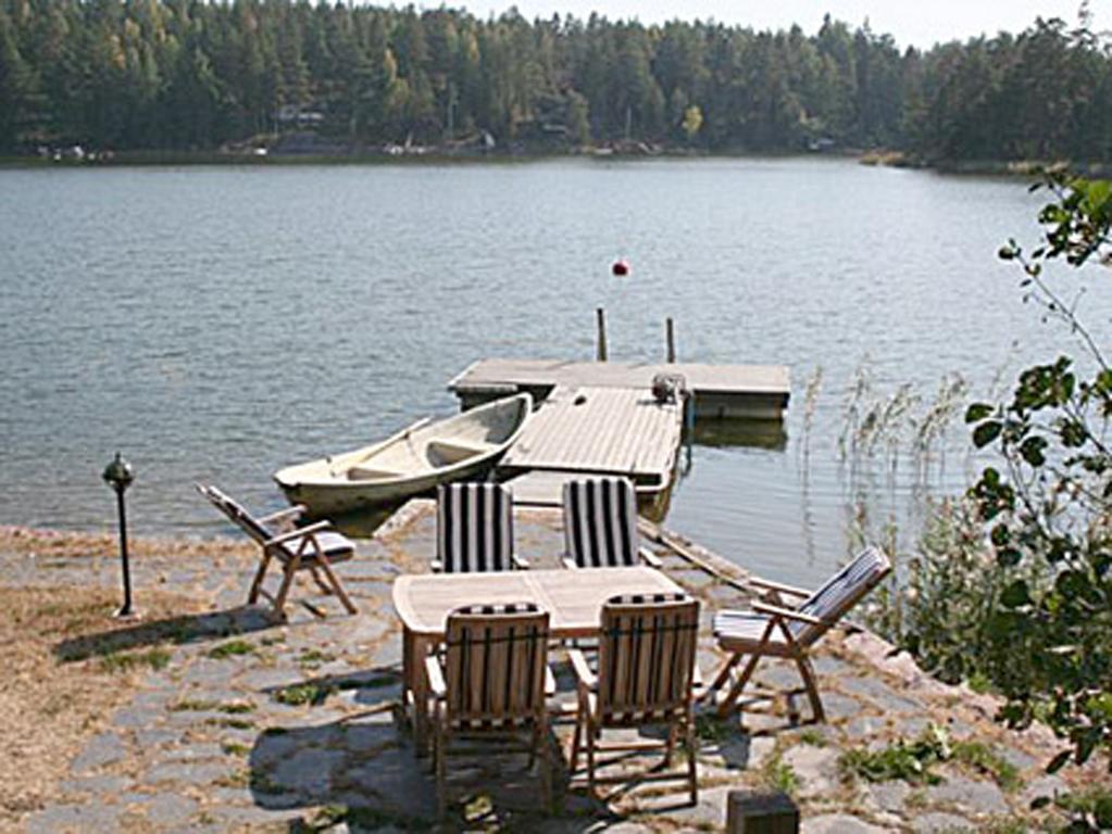 Villa Loevkulla With Sauna Лёпарё Номер фото